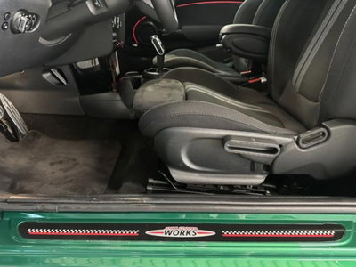 MINI Mini Cabrio 2.0 Cooper S JCW Cabrio (17)