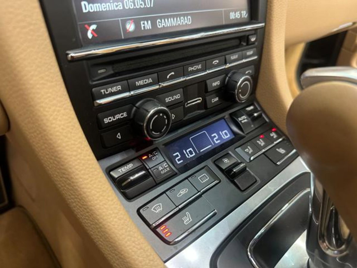 Porsche Boxster 2.7 (13)