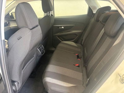 Peugeot 3008 BlueHDi 130 S&S Business (8)