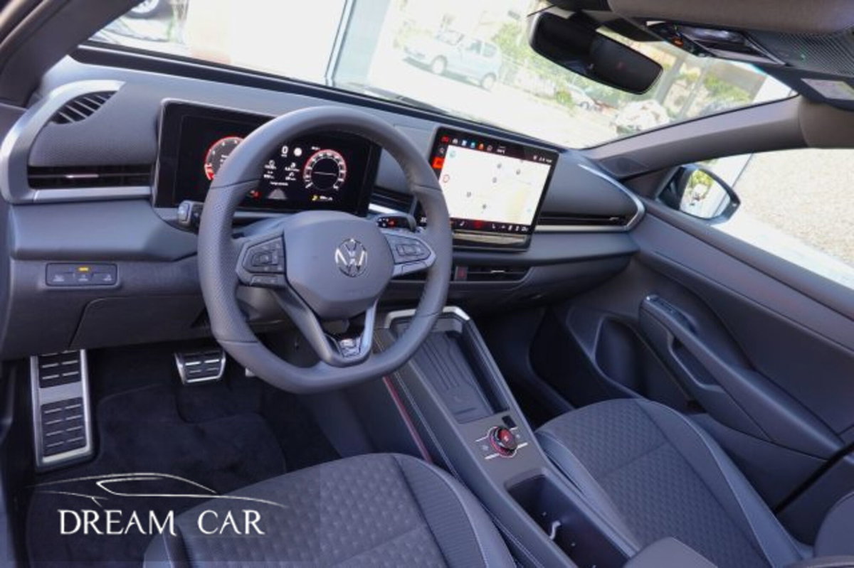 Volkswagen T-Roc 1.5 etsi R-Line 150cv dsg (10)