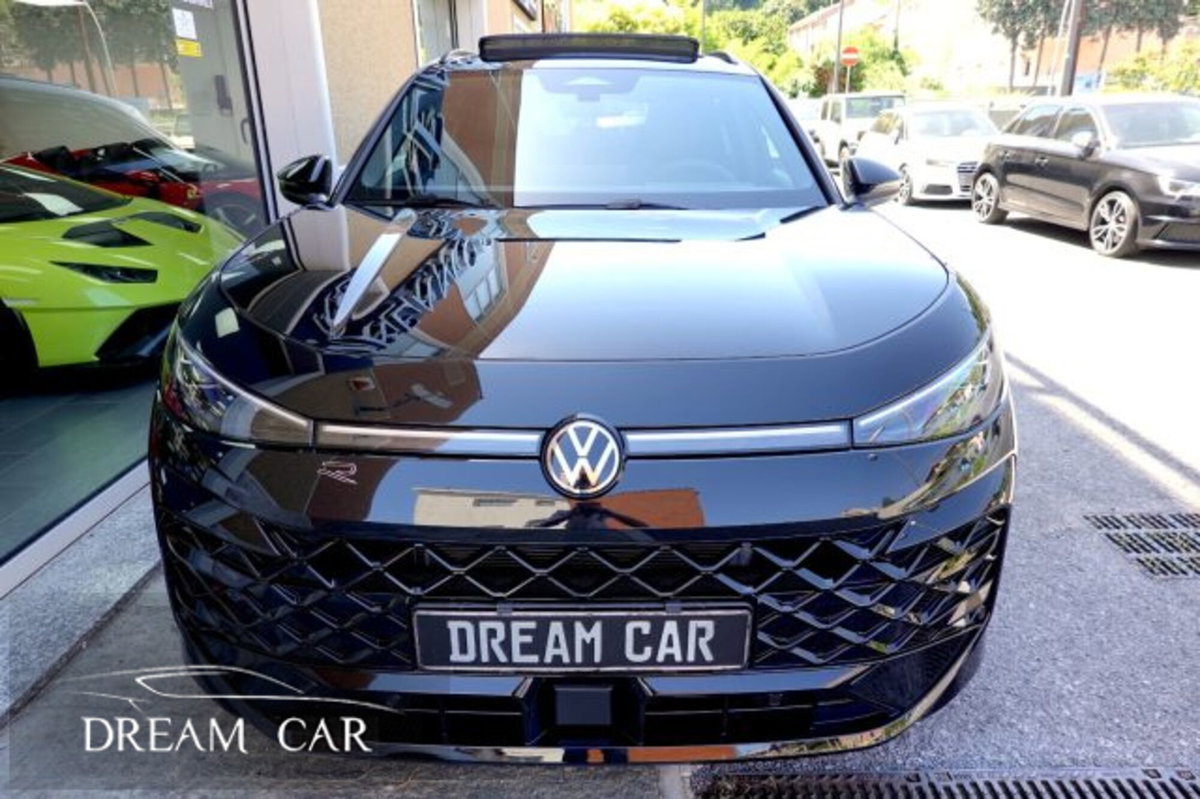 Volkswagen T-Roc 1.5 etsi R-Line 150cv dsg (8)