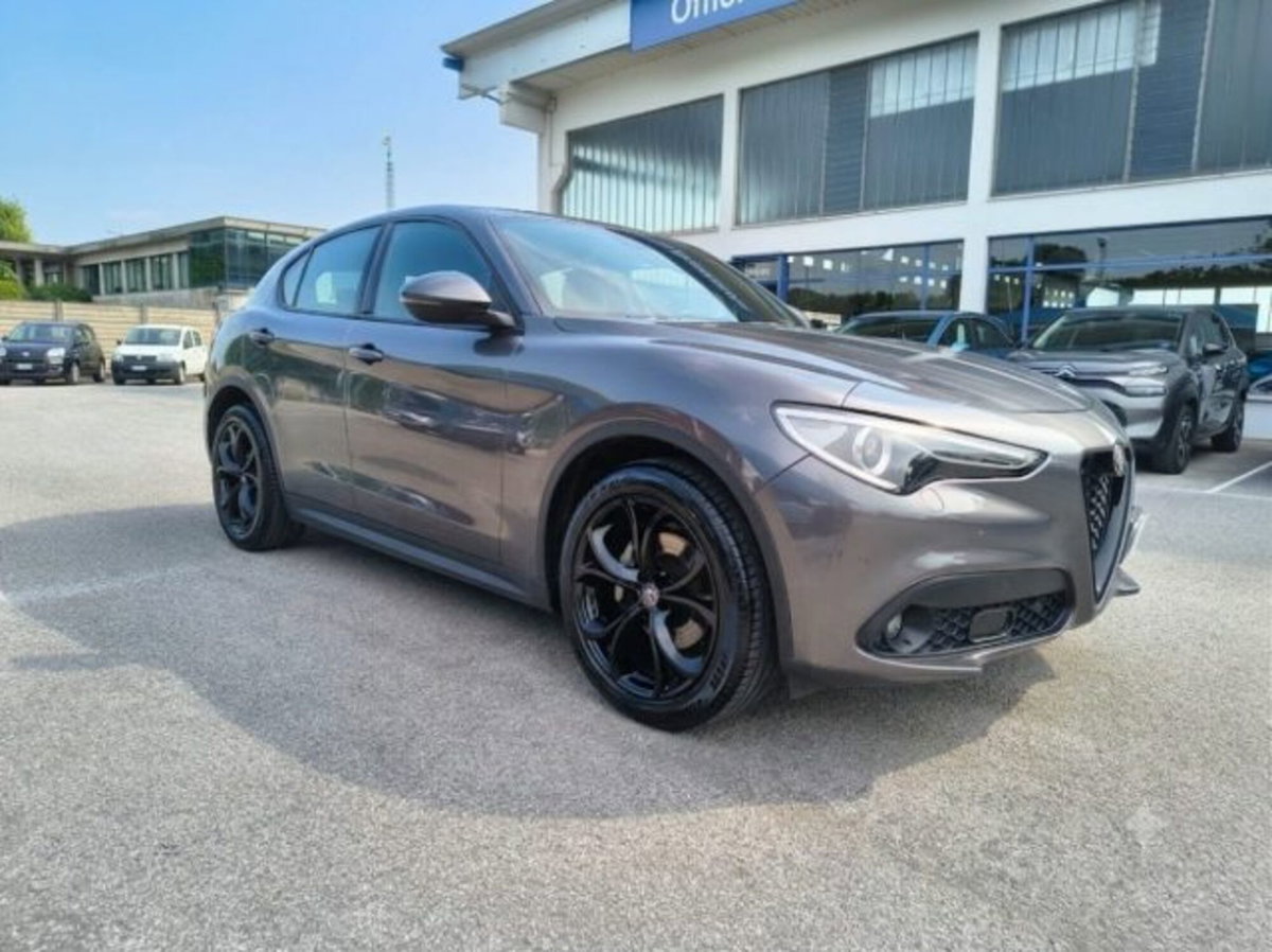 Alfa Romeo Stelvio Stelvio 2.2 Turbodiesel 160 CV AT8 RWD Super Business (3)
