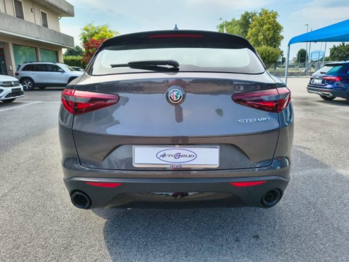 Alfa Romeo Stelvio Stelvio 2.2 Turbodiesel 160 CV AT8 RWD Super Business (6)