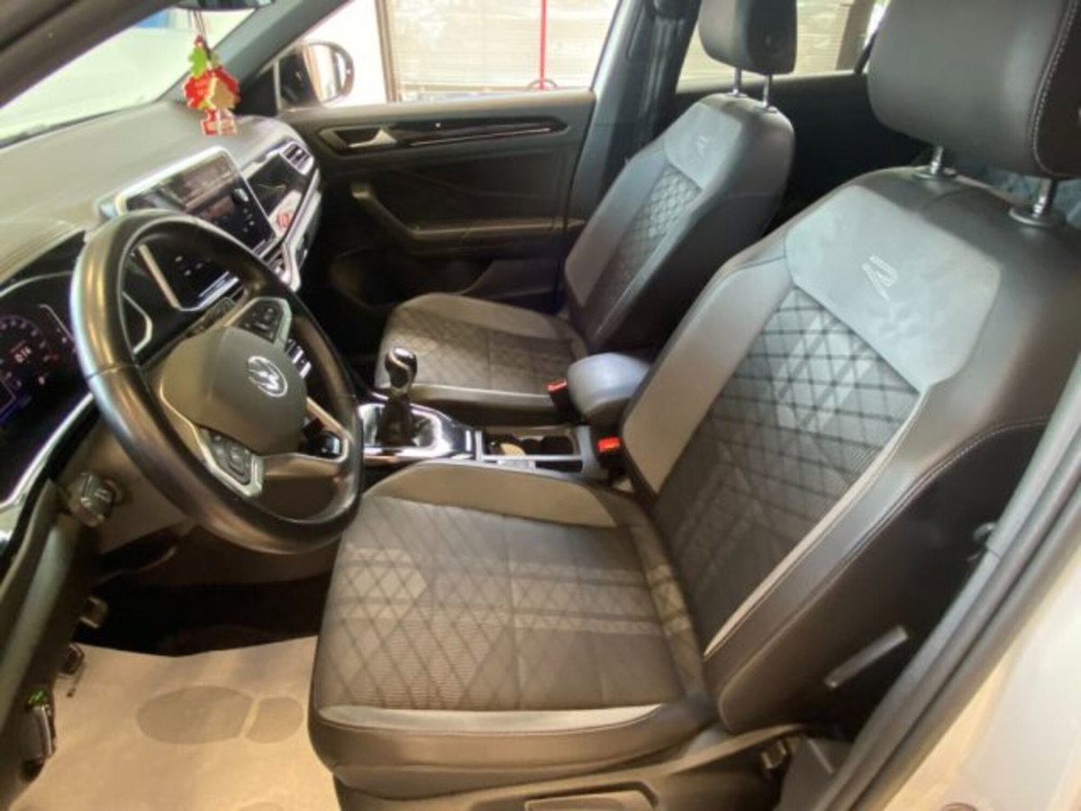 Volkswagen T-Roc 1.0 TSI R-Line (7)