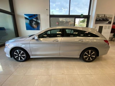 Mercedes-Benz CLA Shooting Brake 180 d Automatic Sport (3)