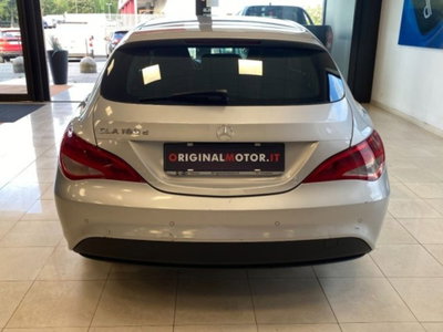 Mercedes-Benz CLA Shooting Brake 180 d Automatic Sport (4)
