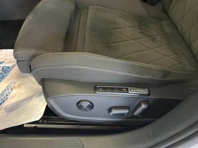 Volkswagen Golf 2.0 TDI 150 CV DSG SCR Style (11)