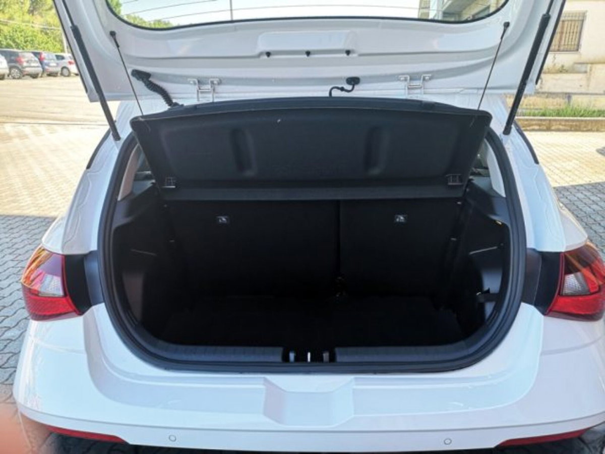 Hyundai i20 1.0 t-gdi Dark Line 90cv mt (10)
