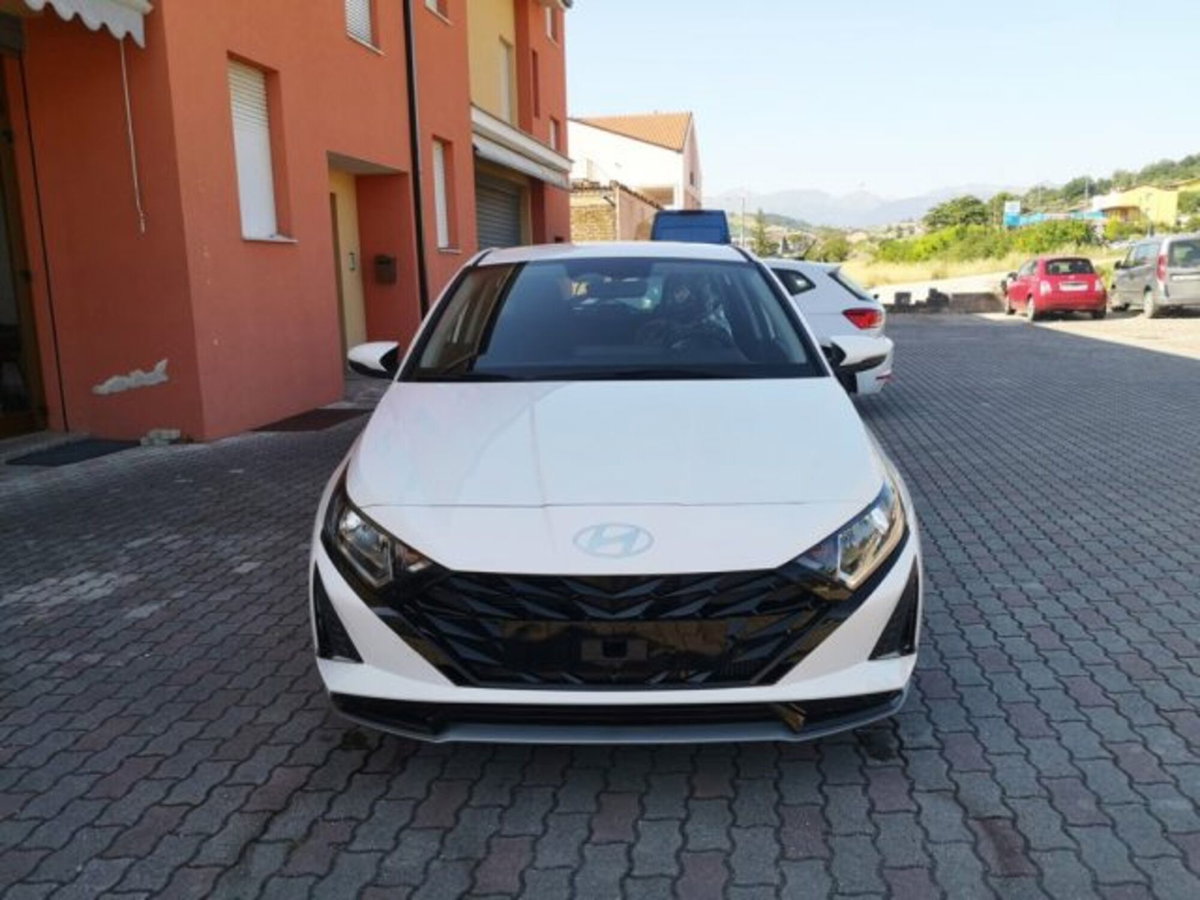 Hyundai i20 1.0 t-gdi Dark Line 90cv mt (2)