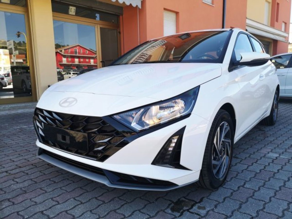 Hyundai i20 1.0 t-gdi Dark Line 90cv mt (3)