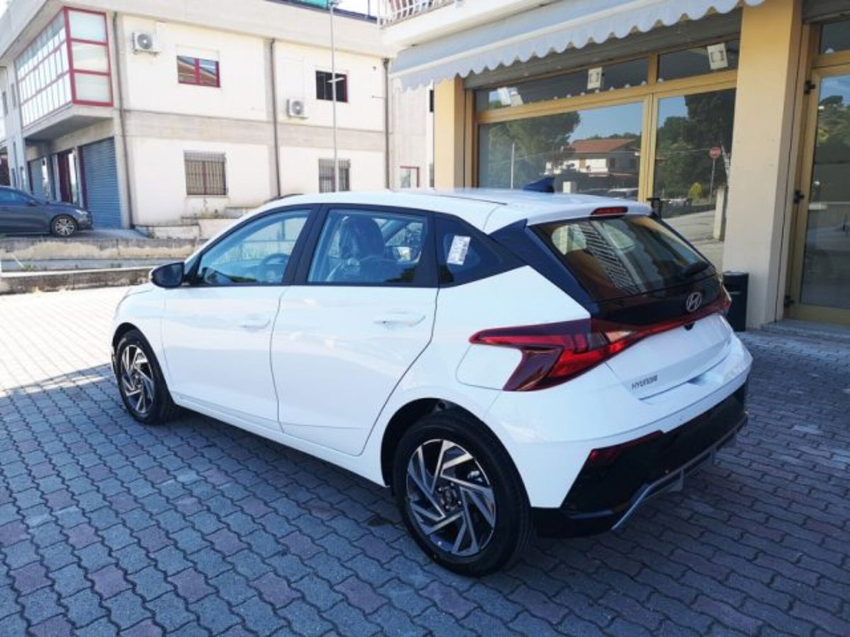 Hyundai i20 1.0 t-gdi Dark Line 90cv mt (5)