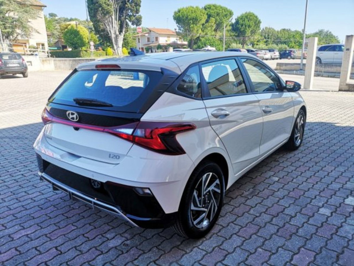 Hyundai i20 1.0 t-gdi Dark Line 90cv mt (7)