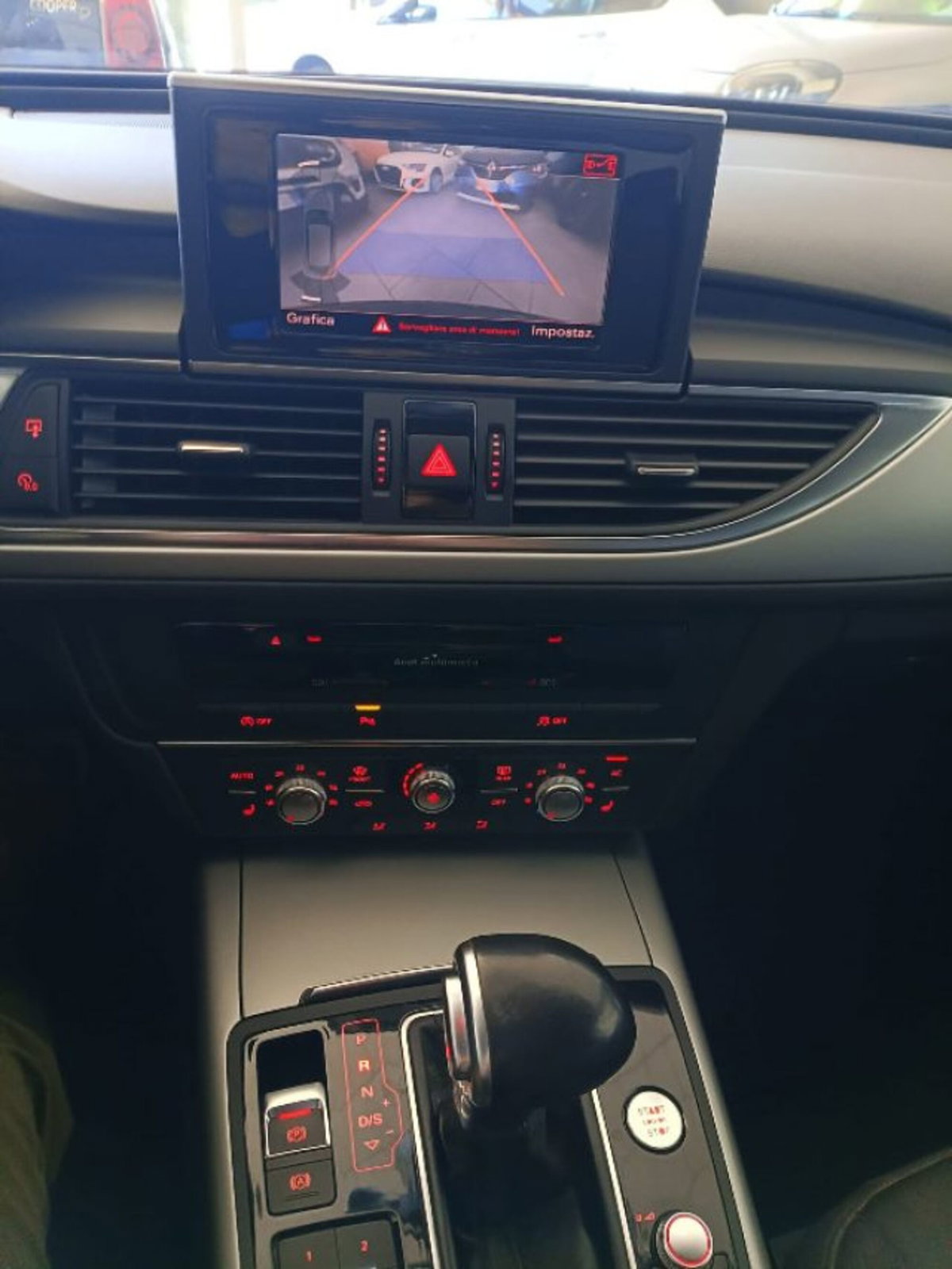 Audi A6 Avant 2.0 TDI 177 CV multitronic (14)
