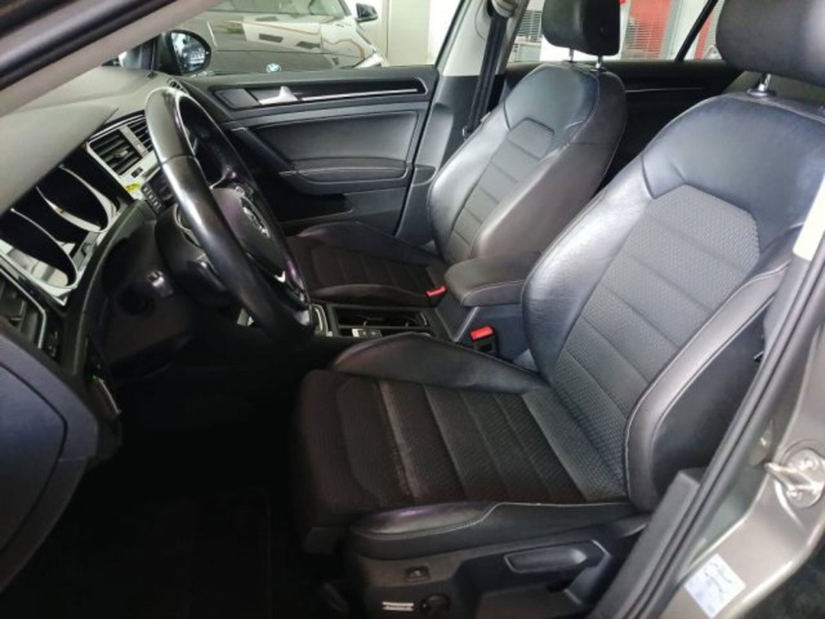 Volkswagen Golf 1.4 TGI DSG 5p. Highline BlueMotion (8)