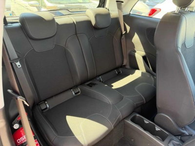 Opel Adam Rocks 1.4 87 CV (8)