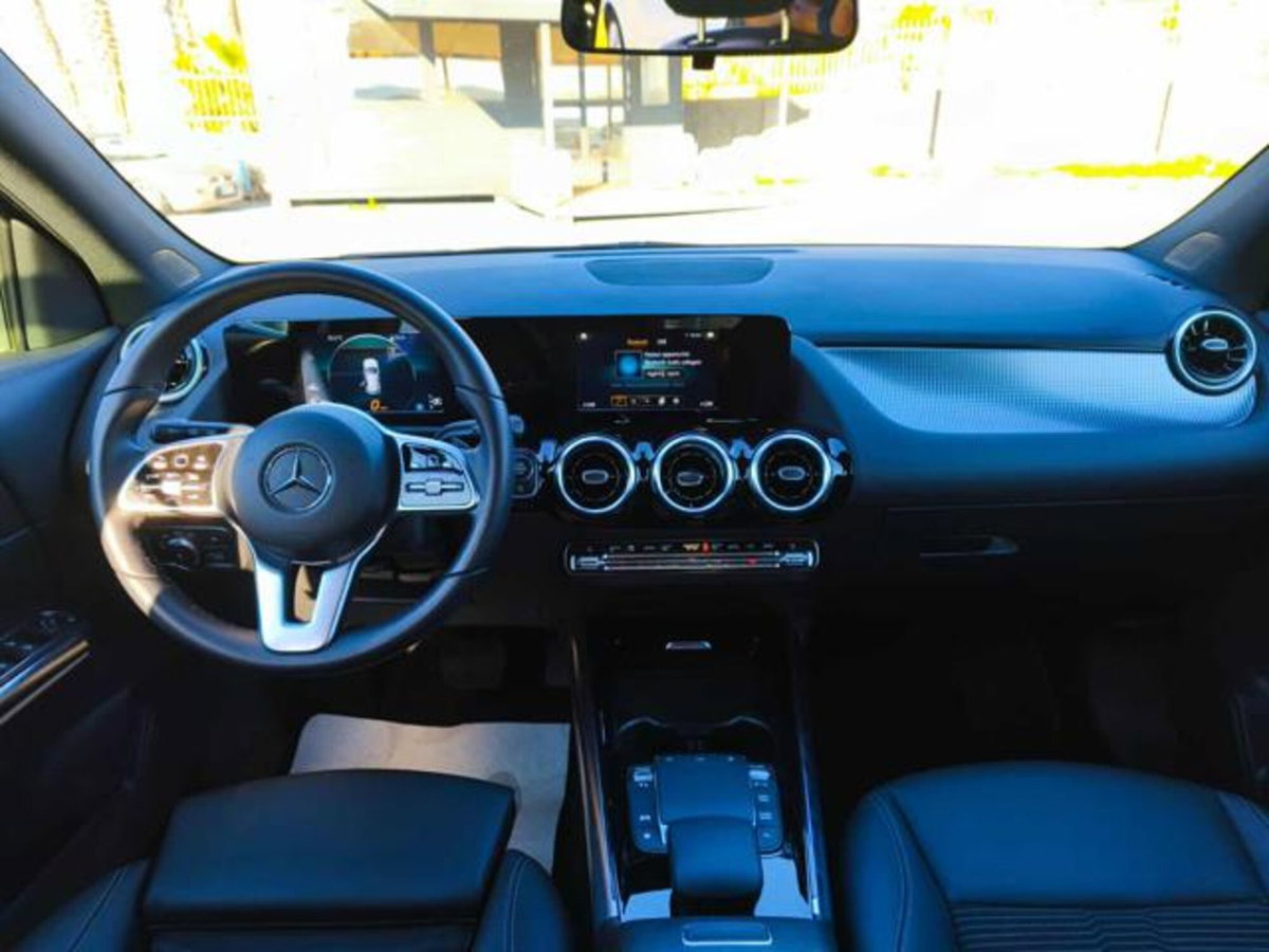 Mercedes-Benz GLA SUV 180 Automatic Sport Plus (11)