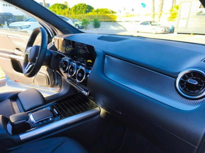 Mercedes-Benz GLA SUV 180 Automatic Sport Plus (12)