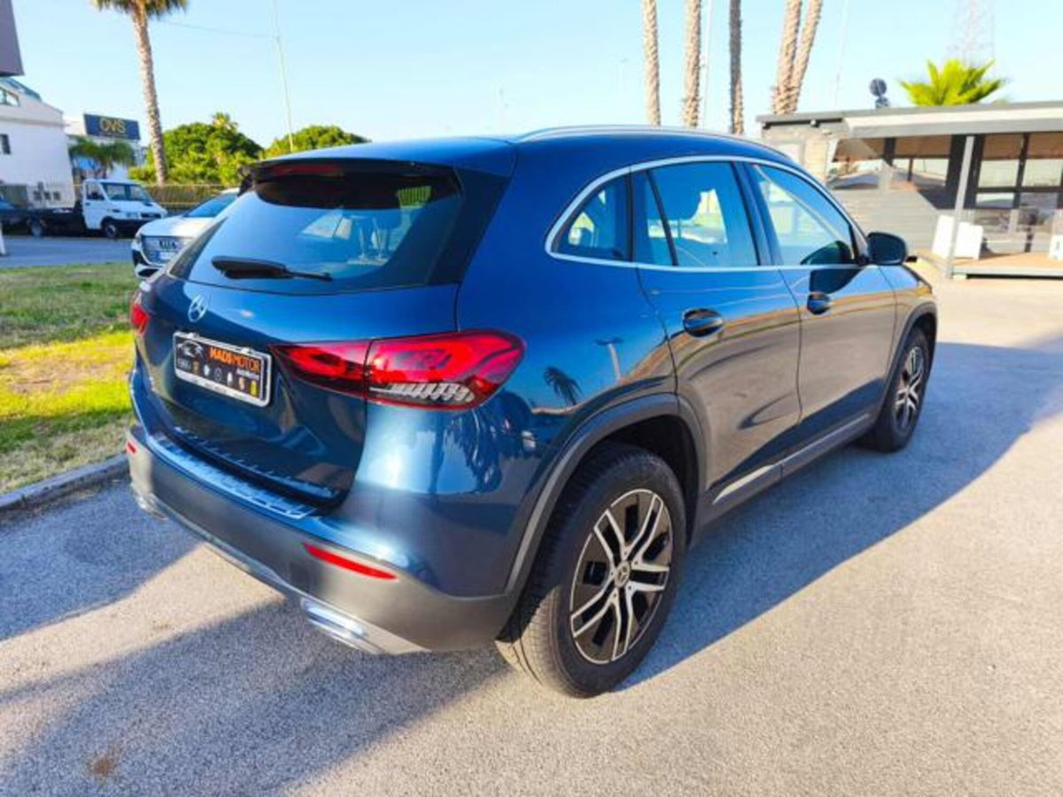 Mercedes-Benz GLA SUV 180 Automatic Sport Plus (3)