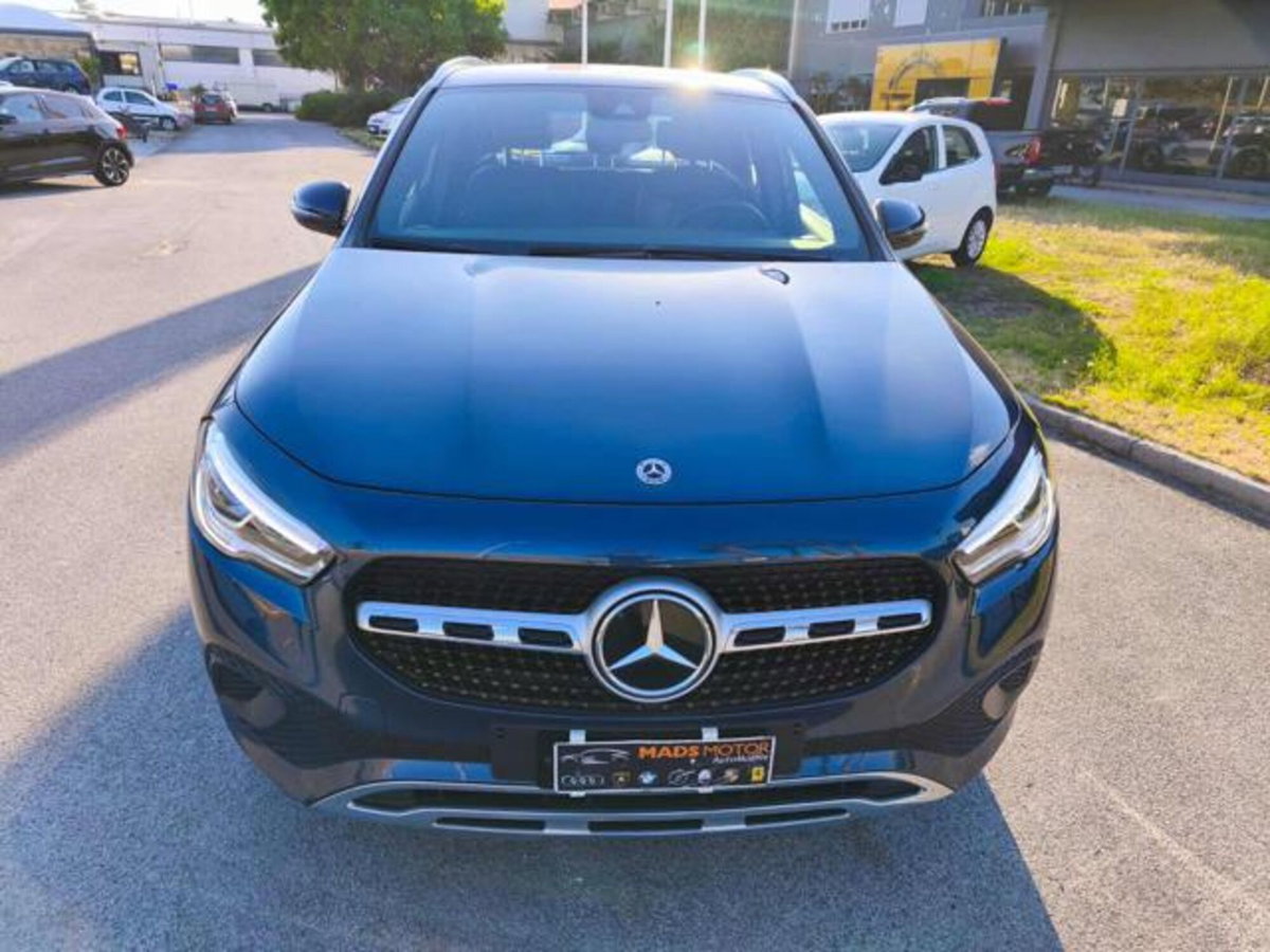Mercedes-Benz GLA SUV 180 Automatic Sport Plus (5)
