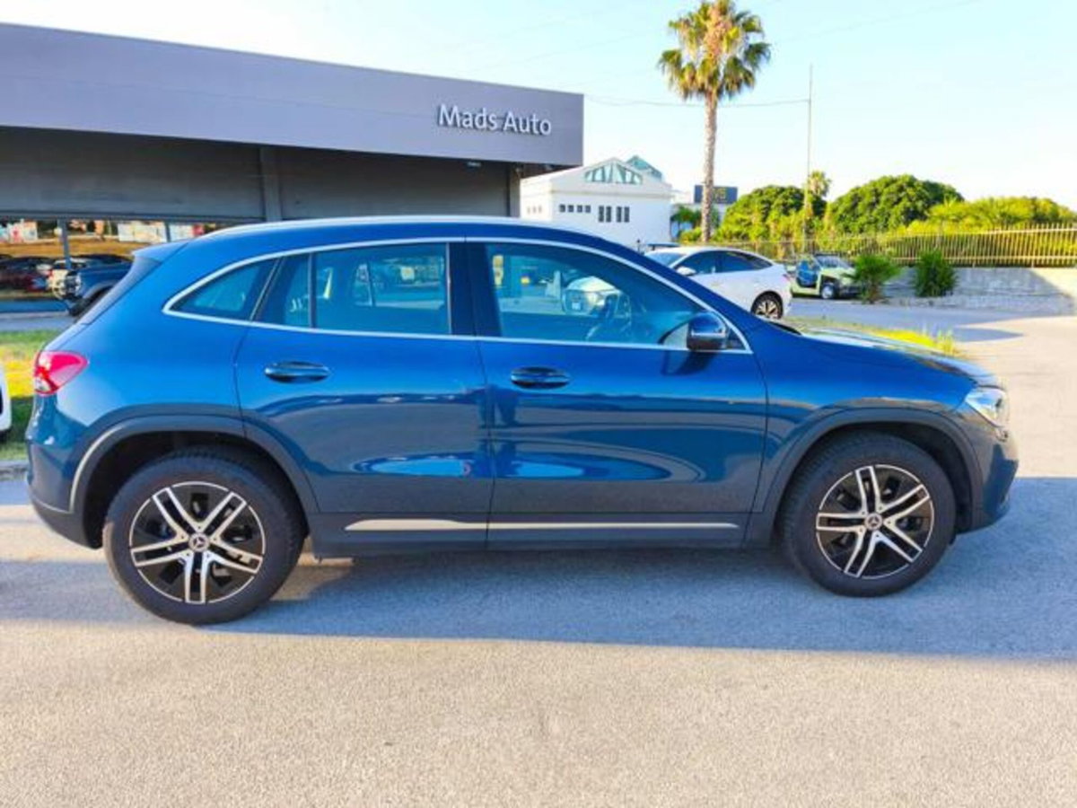 Mercedes-Benz GLA SUV 180 Automatic Sport Plus (7)