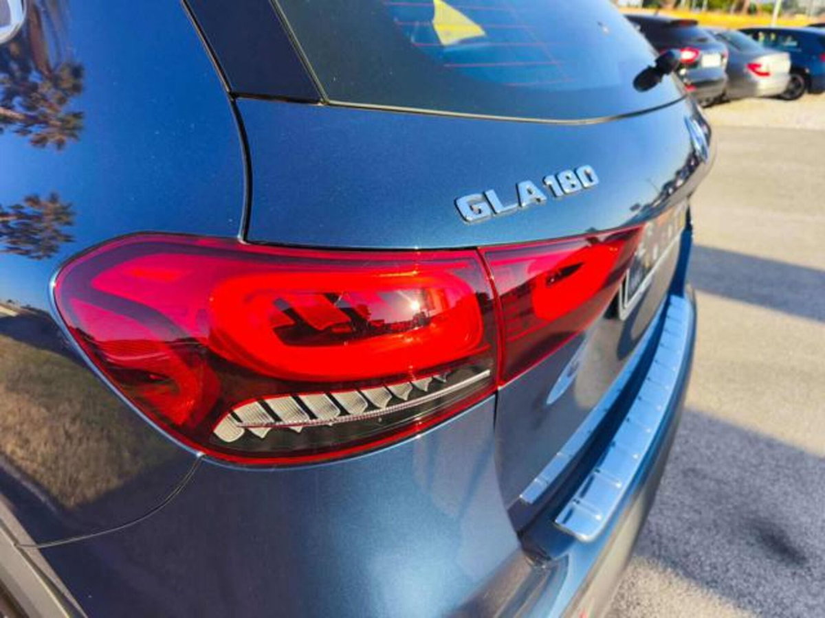 Mercedes-Benz GLA SUV 180 Automatic Sport Plus (9)