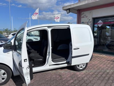 Renault Kangoo Blue dCi 115CV Express Maxi Combi Ice Plus (12)