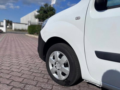 Renault Kangoo Blue dCi 115CV Express Maxi Combi Ice Plus (4)