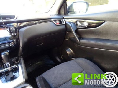 Nissan Qashqai 1.6 dCi DPF Tekna (11)