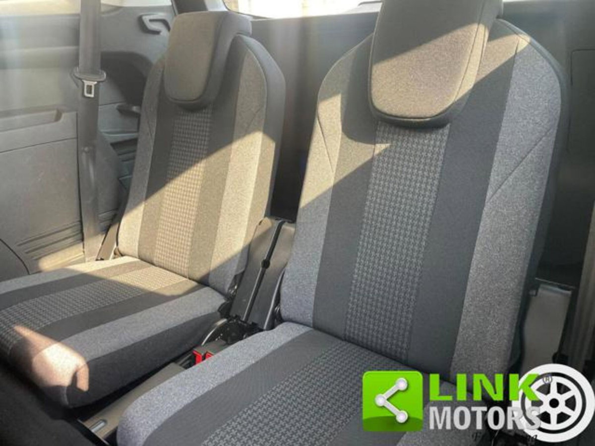 Peugeot 5008 BlueHDi 130 S&S Allure (10)