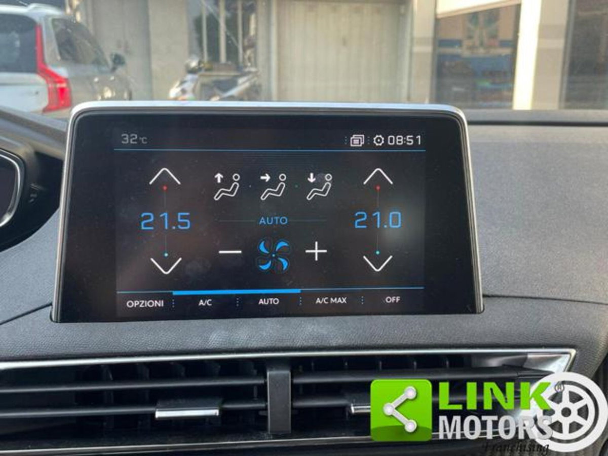 Peugeot 5008 BlueHDi 130 S&S Allure (16)