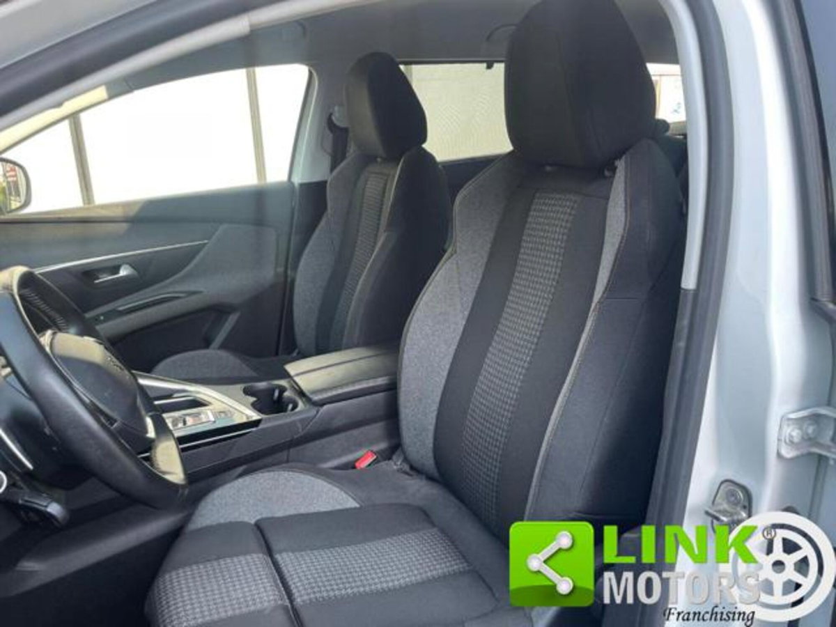 Peugeot 5008 BlueHDi 130 S&S Allure (8)