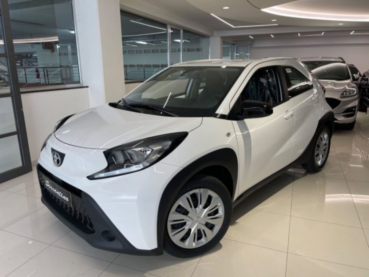 Toyota Aygo X 1.0 VVT-i 72 CV 5 porte Limited S-CVT (2)