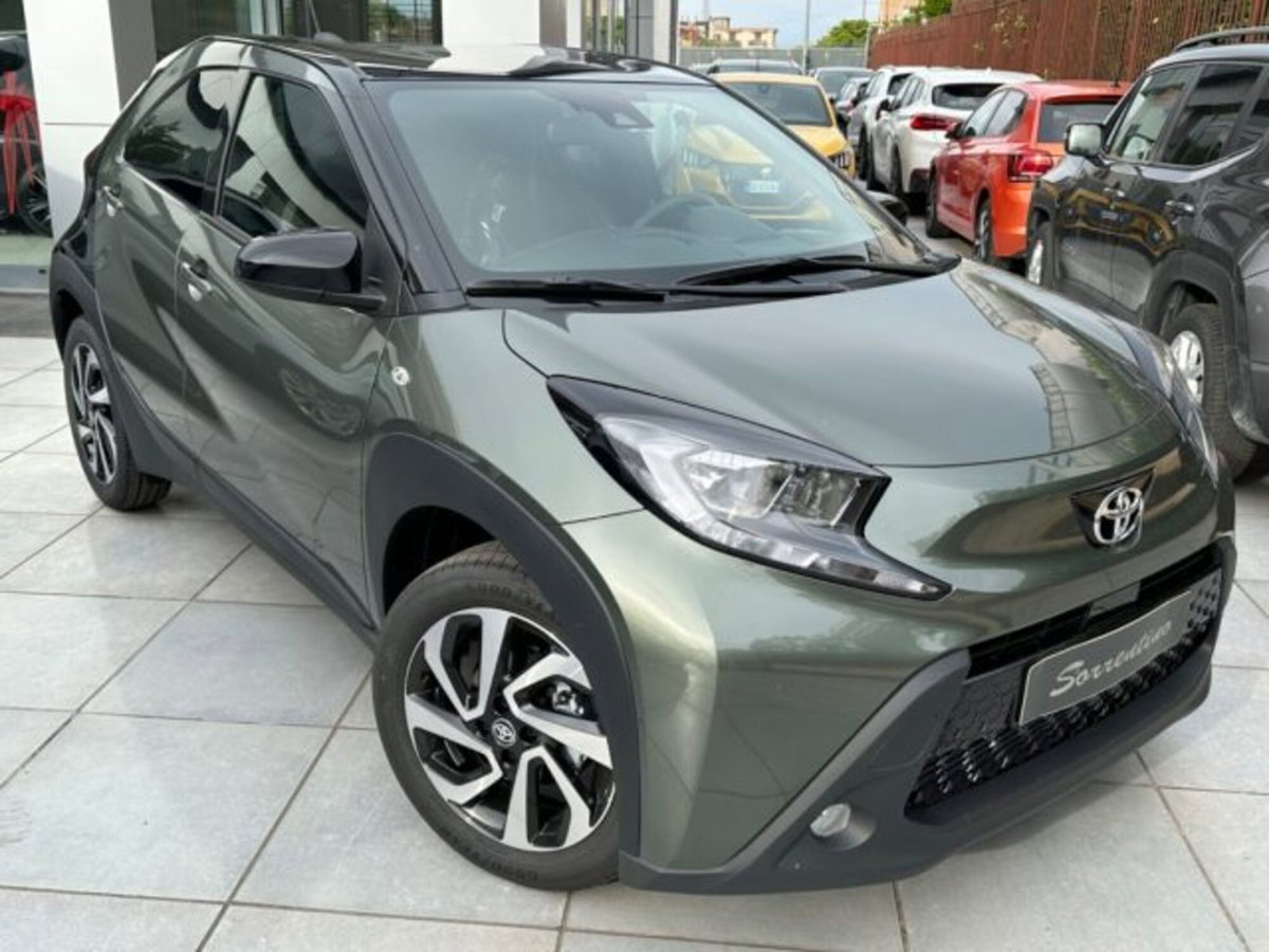 Toyota Aygo X 1.0 VVT-i 72 CV 5 porte Limited S-CVT (7)