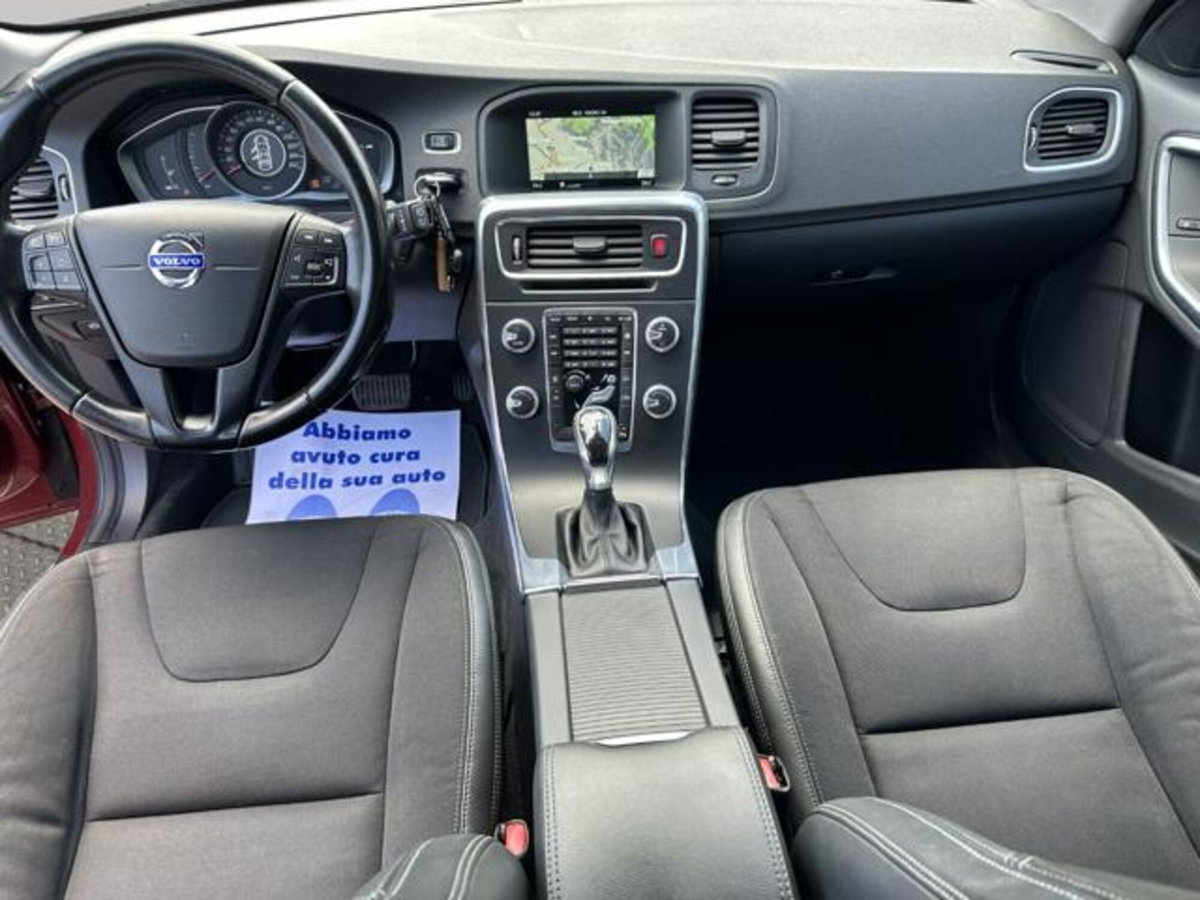 Volvo V60 D2 1.6 Kinetic (13)