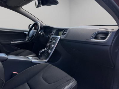 Volvo V60 D2 1.6 Kinetic (16)