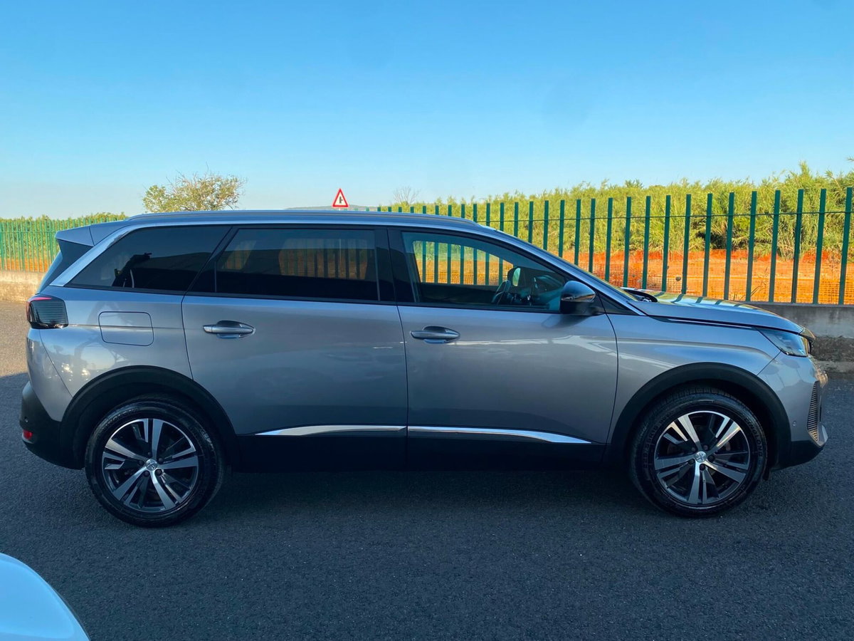 Peugeot 5008 1.5 bluehdi Allure Pack s&s 130cv eat8 (4)