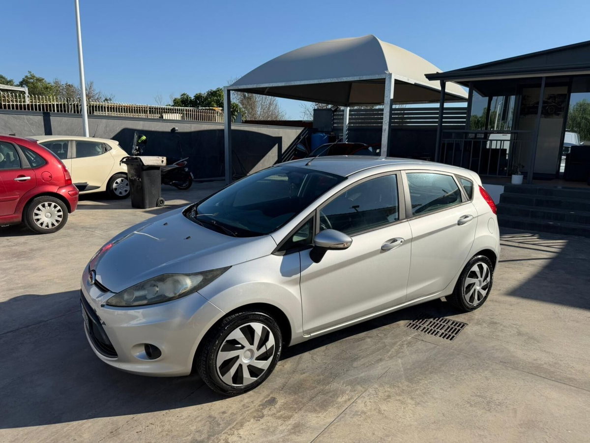 Ford Fiesta 1.4 5 porte Bz.- GPL Titanium