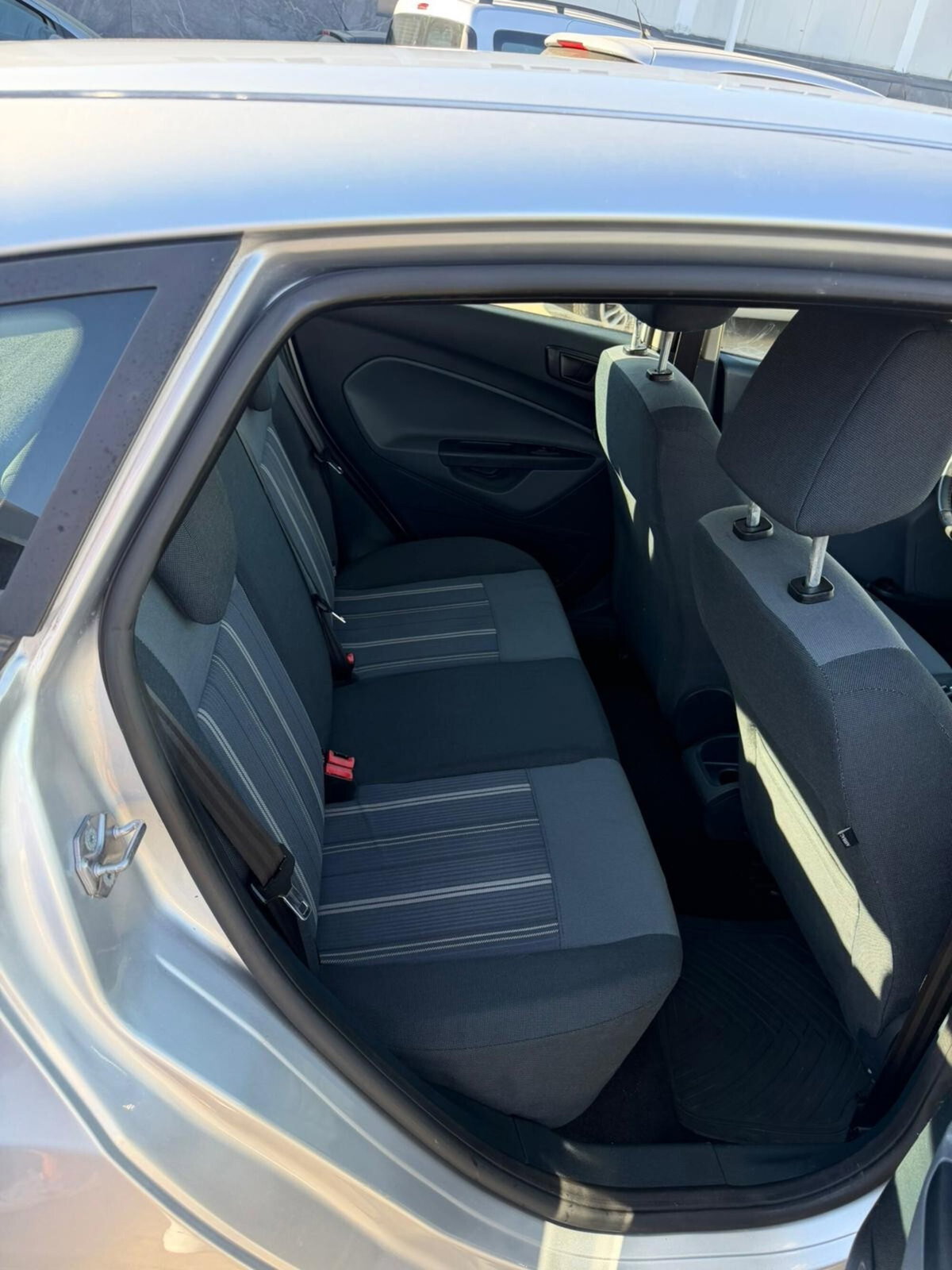 Ford Fiesta 1.4 5 porte Bz.- GPL Titanium (11)