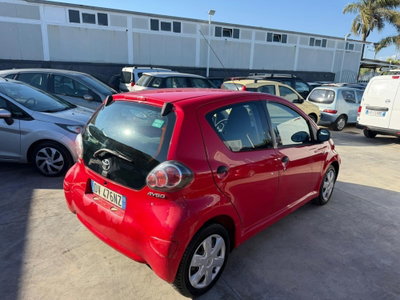 Toyota Aygo 1.0 12V VVT-i 5 porte Sol (4)
