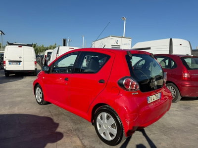 Toyota Aygo 1.0 12V VVT-i 5 porte Sol (5)