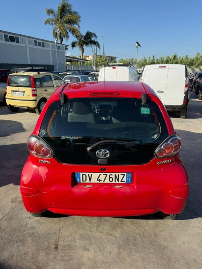 Toyota Aygo 1.0 12V VVT-i 5 porte Sol (6)