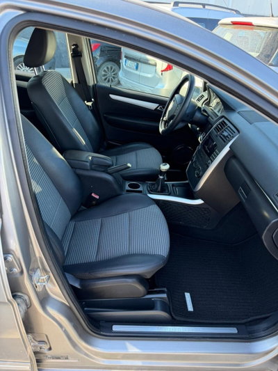 Mercedes-Benz Classe B 180 CDI Sport (10)