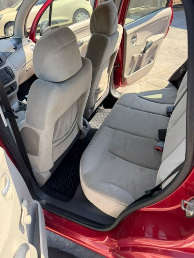 Citroen C3 1.6 16V Exclusive (9)