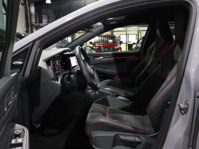 Volkswagen Golf 2.0 TSI GTI DSG Clubsport 45 (8)