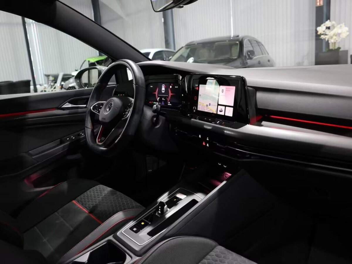 Volkswagen Golf 2.0 TSI GTI DSG Clubsport 45 (9)