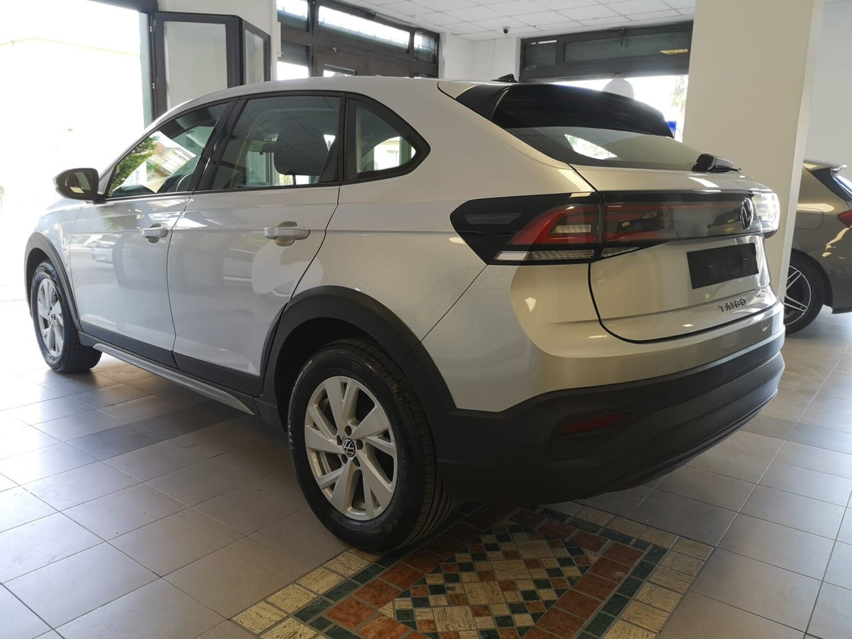 Volkswagen Taigo 1.0 tsi Life 95cv (6)