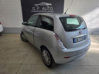 Lancia Ypsilon 1.2 New Oro (3)