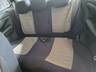 Lancia Ypsilon 1.2 New Oro (6)