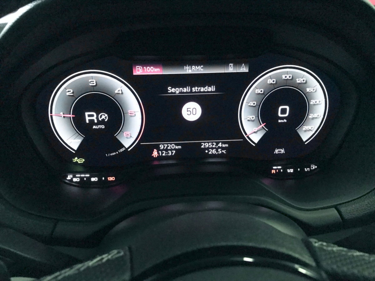 Audi Q2 Q2 35 TDI quattro S tronic S line Edition (11)