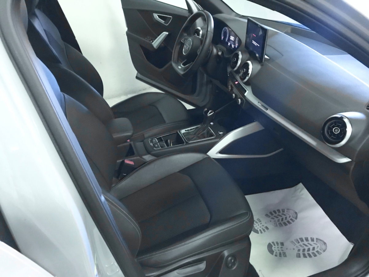 Audi Q2 Q2 35 TDI quattro S tronic S line Edition (16)